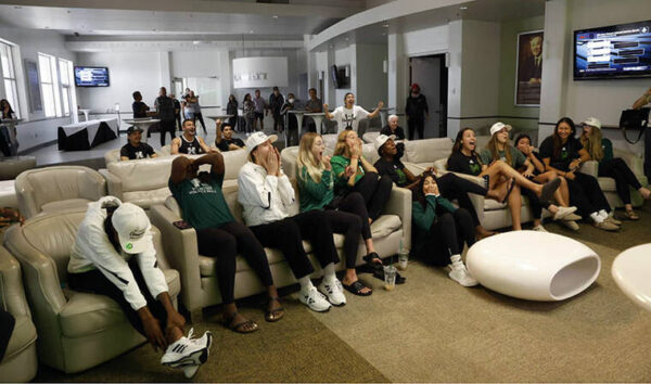 Hawaii draws TCU in first round of NCAA Tournament in Oregon