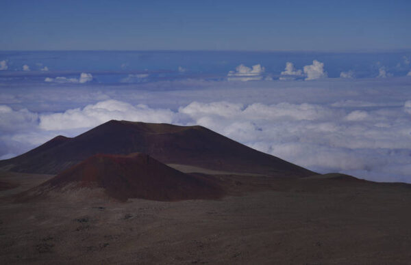 Native Hawaiians, astronomers cherish Mauna Kea