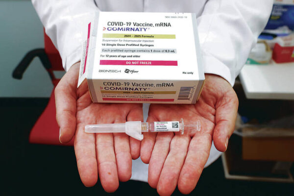 Hawaii residents getting COVID vaccines are now the minority