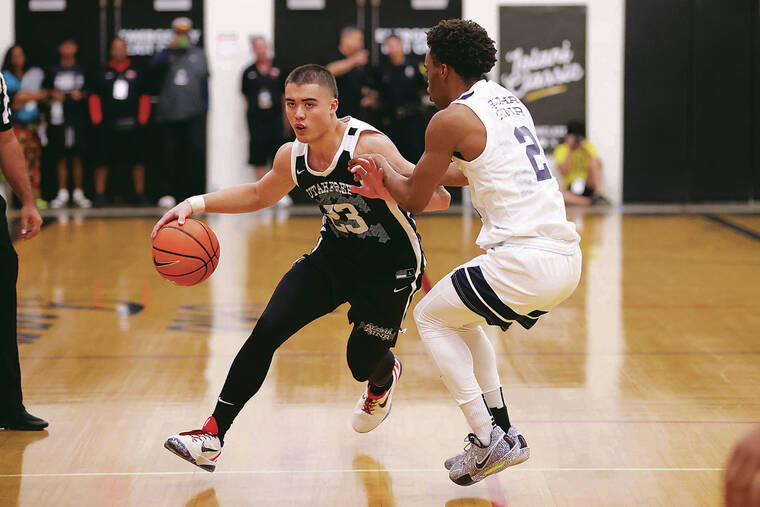 ANDREW LEE / SPECIAL TO THE STAR-ADVERTISER
                                Utah Prep’s guard JJ Mandaquit (23) drives down court past Brewster’s guard Ebuka Okorie (2) during the Iolani Classic Boys Basketball Championship Game on Saturday, at Iolani School in Honolulu.