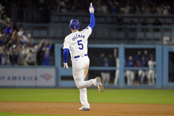 Freddie Freeman’s walk-off slam lifts Dodgers in World Series opener